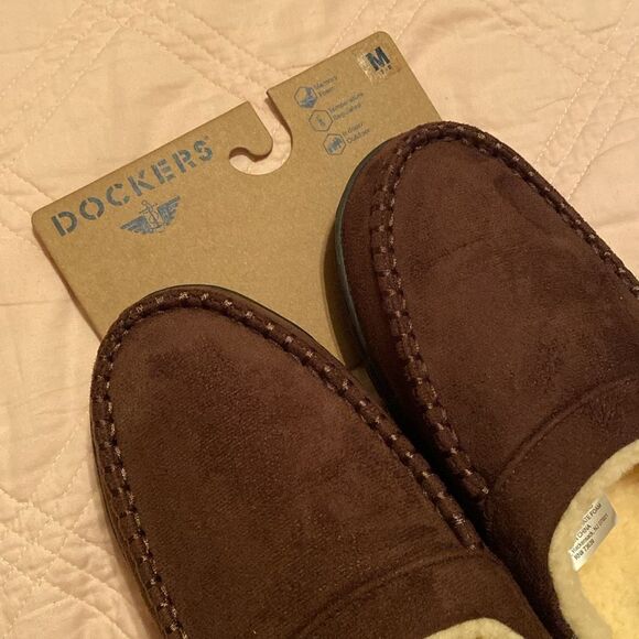 ❤️NWT Mens Indoor/Outdoor Slippers (size 7-8)❤️ - Picture 2 of 4